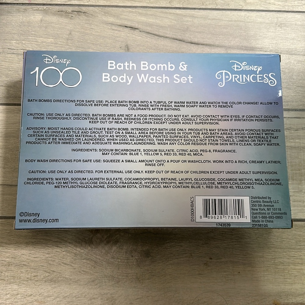 Disney princess bath bomb and body wash set - Picture 2 of 2